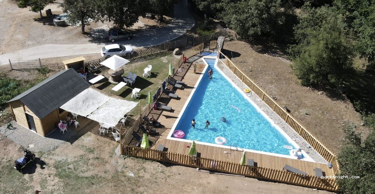 Image of the Campita campsite pool